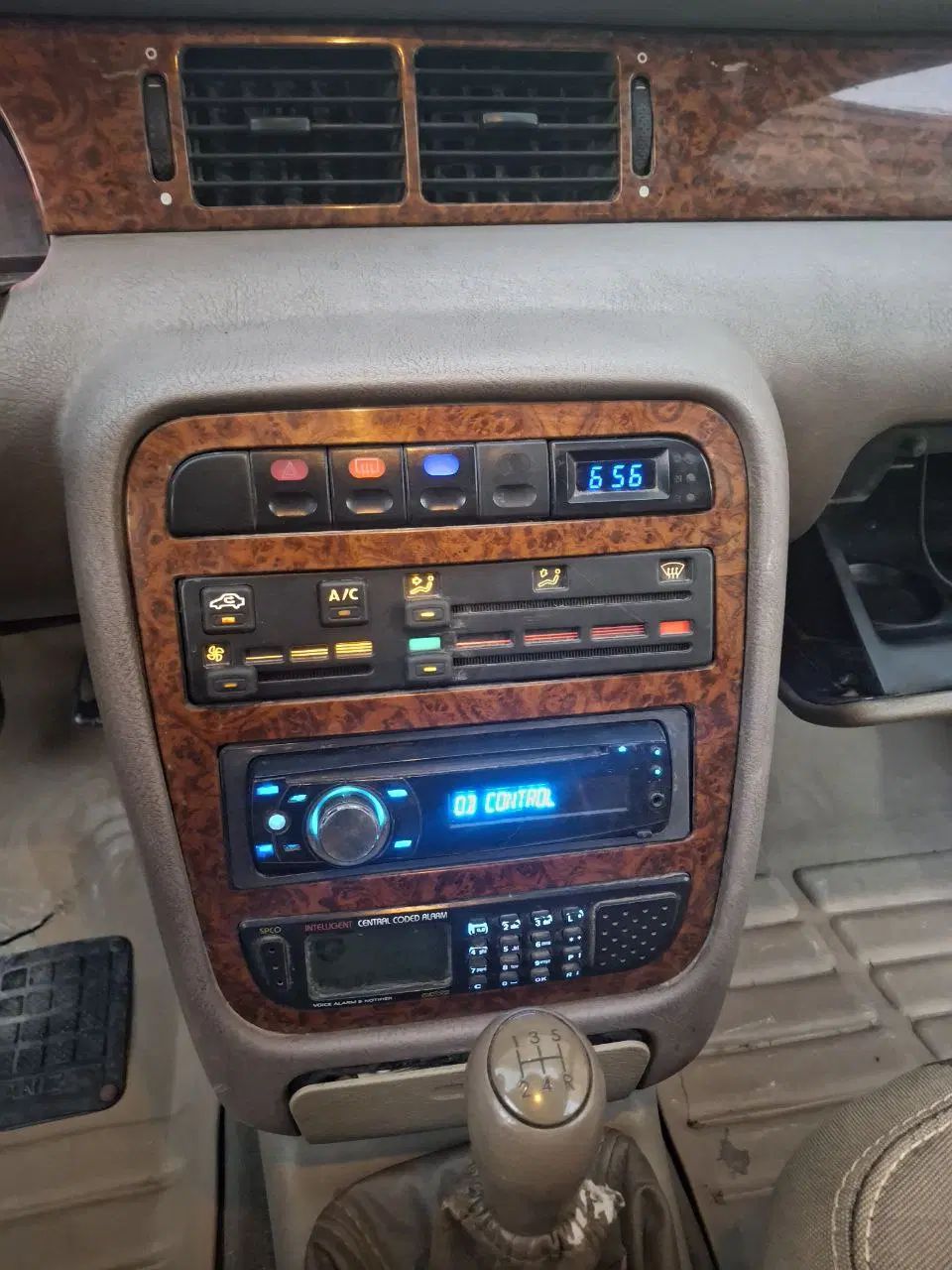 سمند LX XU7 - 1386