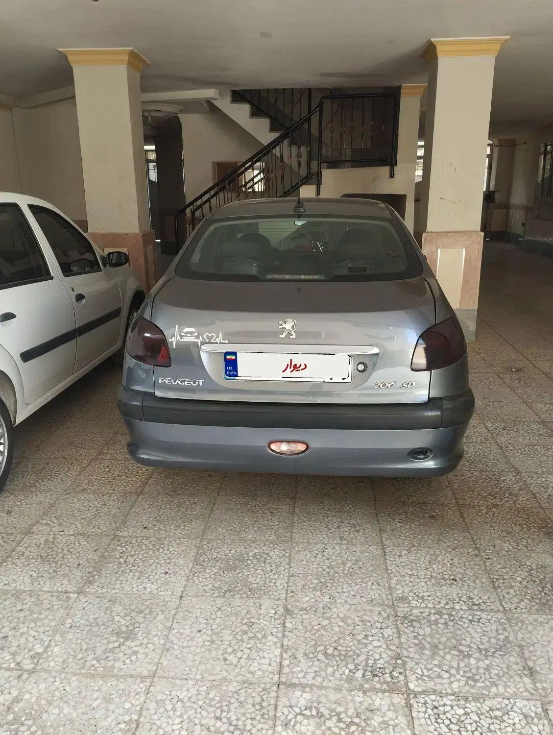 پژو ۲۰۶ صندوق دار v8 - 1390