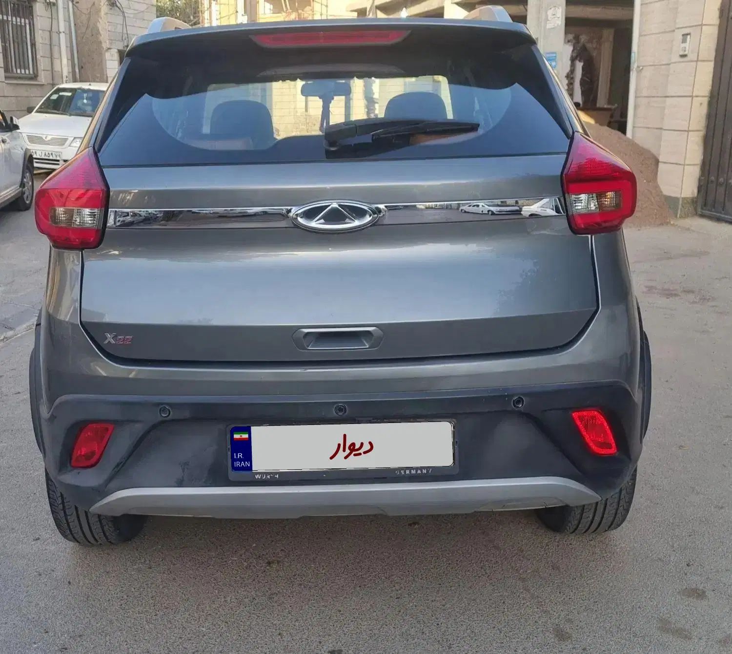 ام وی ام X22 دنده‌ای لاکچری - 1396