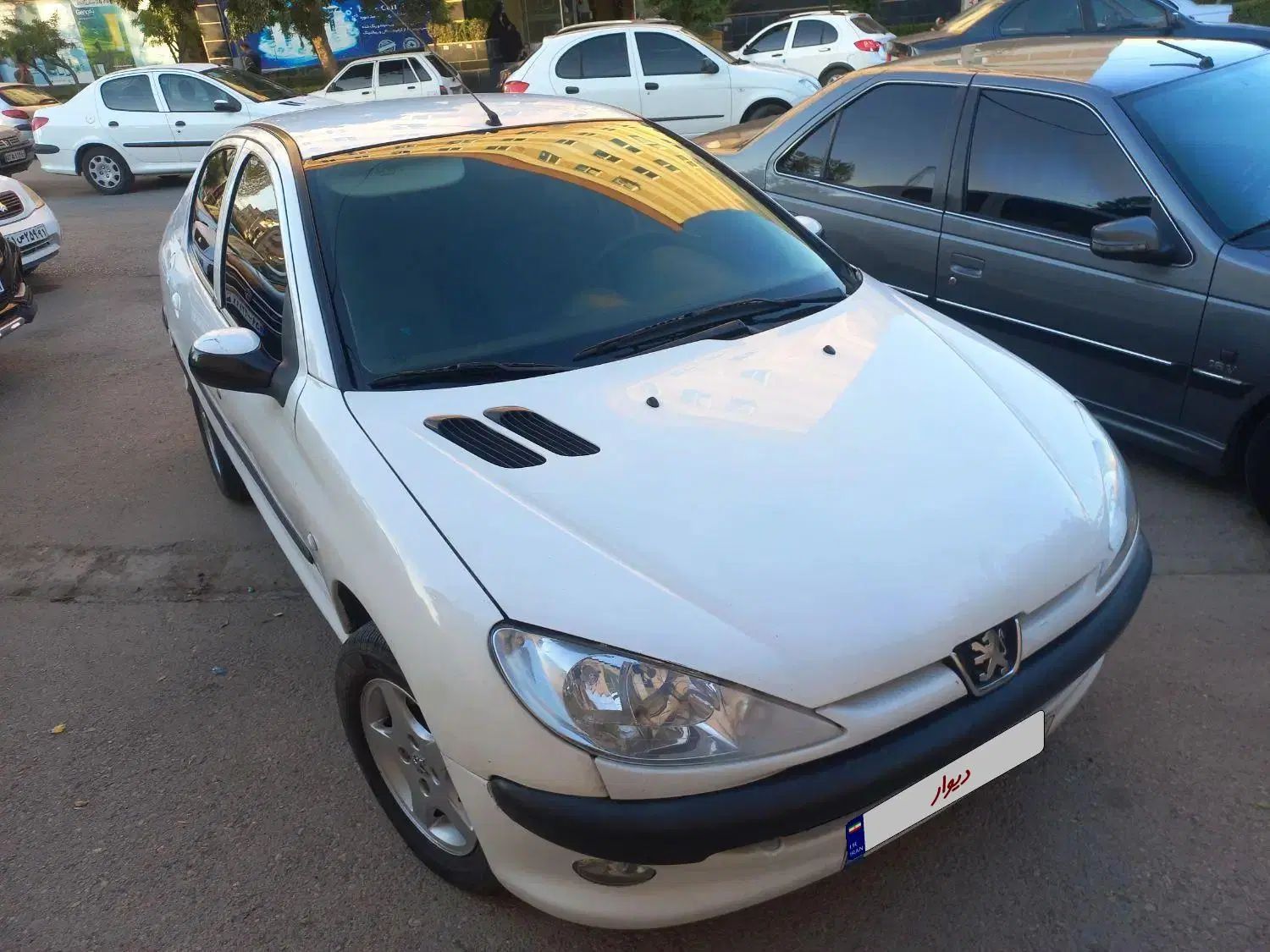 پژو ۲۰۶ صندوق دار v8 - 1390