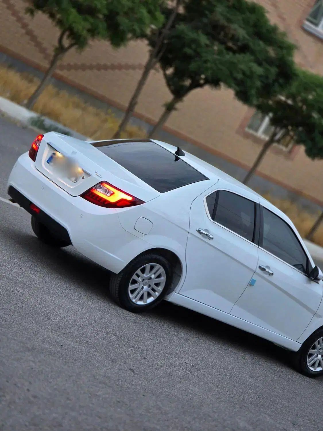 دنا پلاس ۶ دنده EF7p - 1403