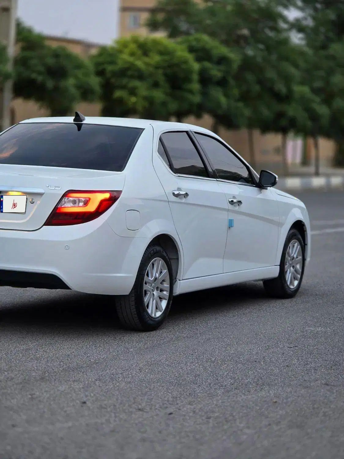 دنا پلاس ۶ دنده EF7p - 1403