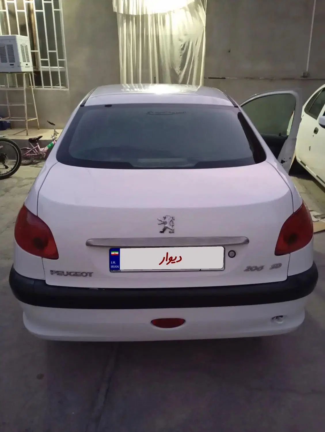 پژو ۲۰۶ صندوق دار v1 - 1389