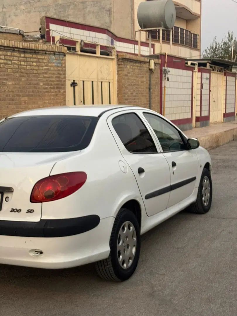 پژو ۲۰۶ صندوق دار v8 - 1395