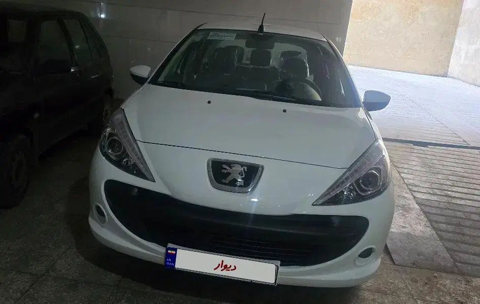 پژو 207 اتوماتیک TU5P - 1404