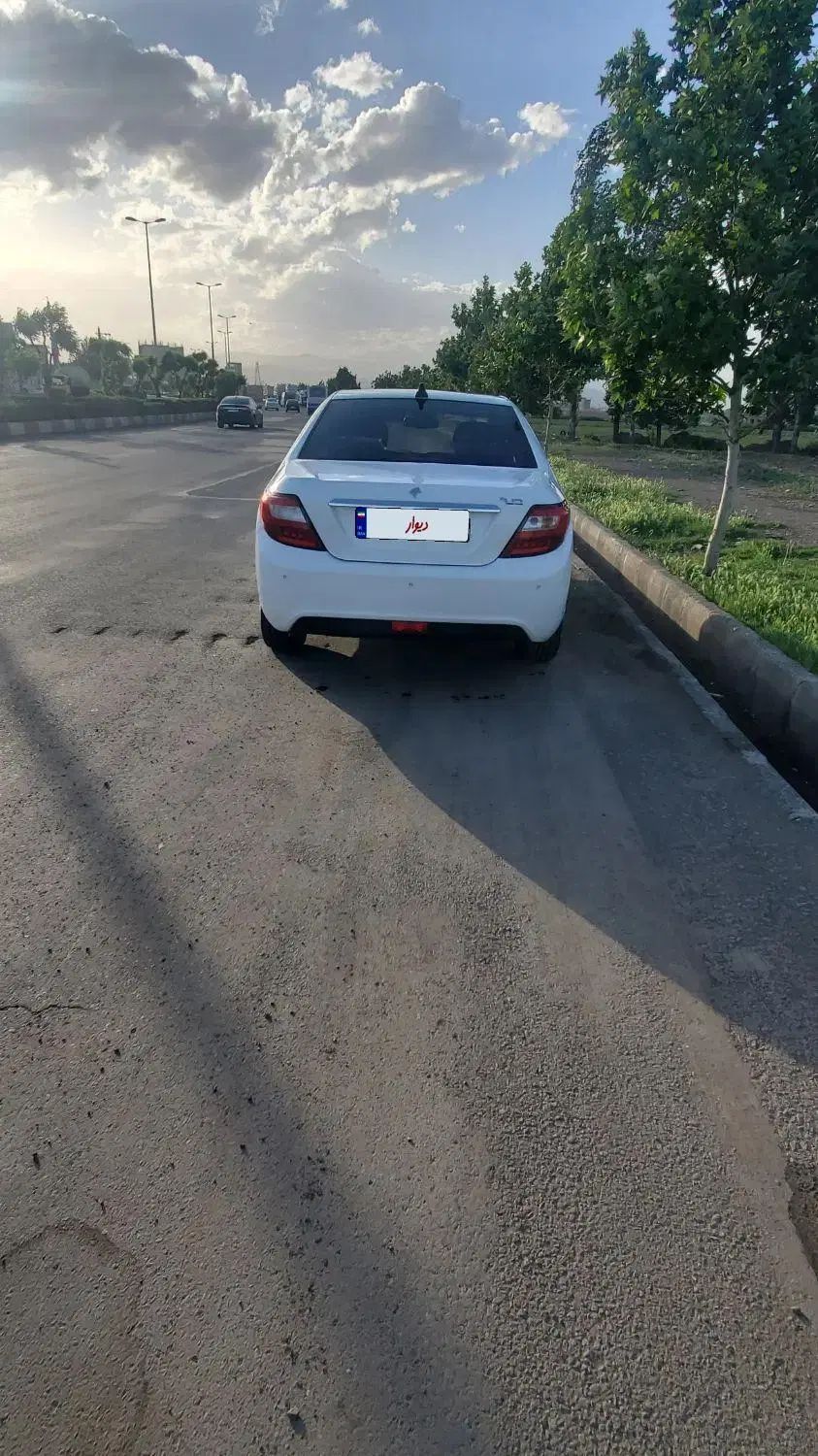 دنا پلاس توربو 6 دنده - 1404