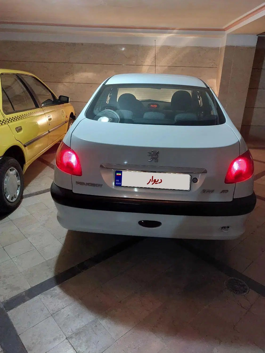 پژو ۲۰۶ صندوق دار v8 - 1396