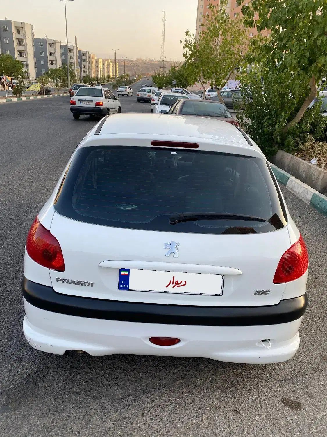 پژو 206 تیپ 2 - 1396