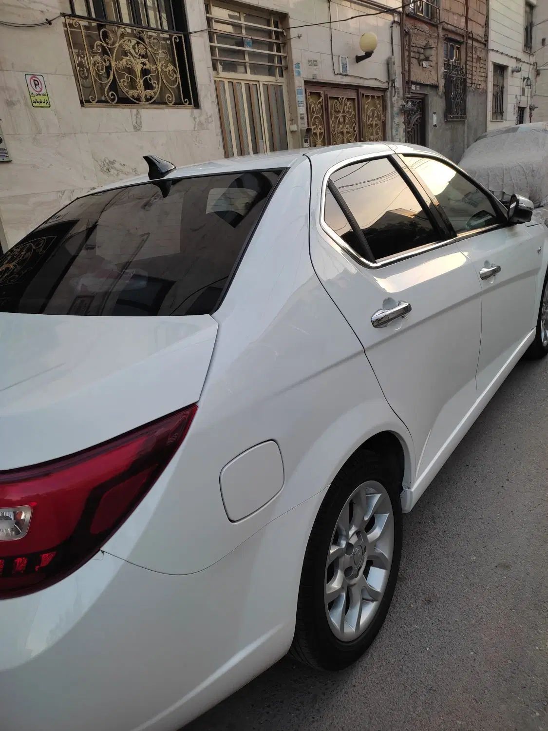 دنا پلاس توربو 6 دنده - 1402