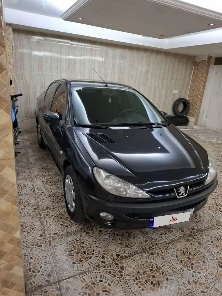 پژو ۲۰۶ صندوق دار v8 - 1392