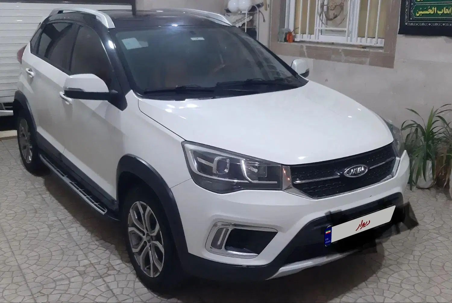 ام وی ام X22 دنده‌ای لاکچری - 1397