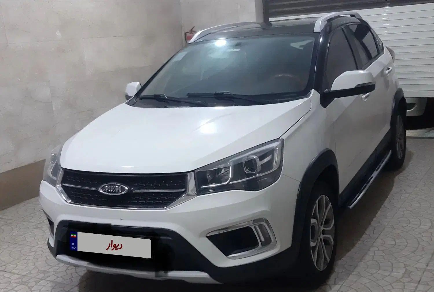 ام وی ام X22 دنده‌ای لاکچری - 1397