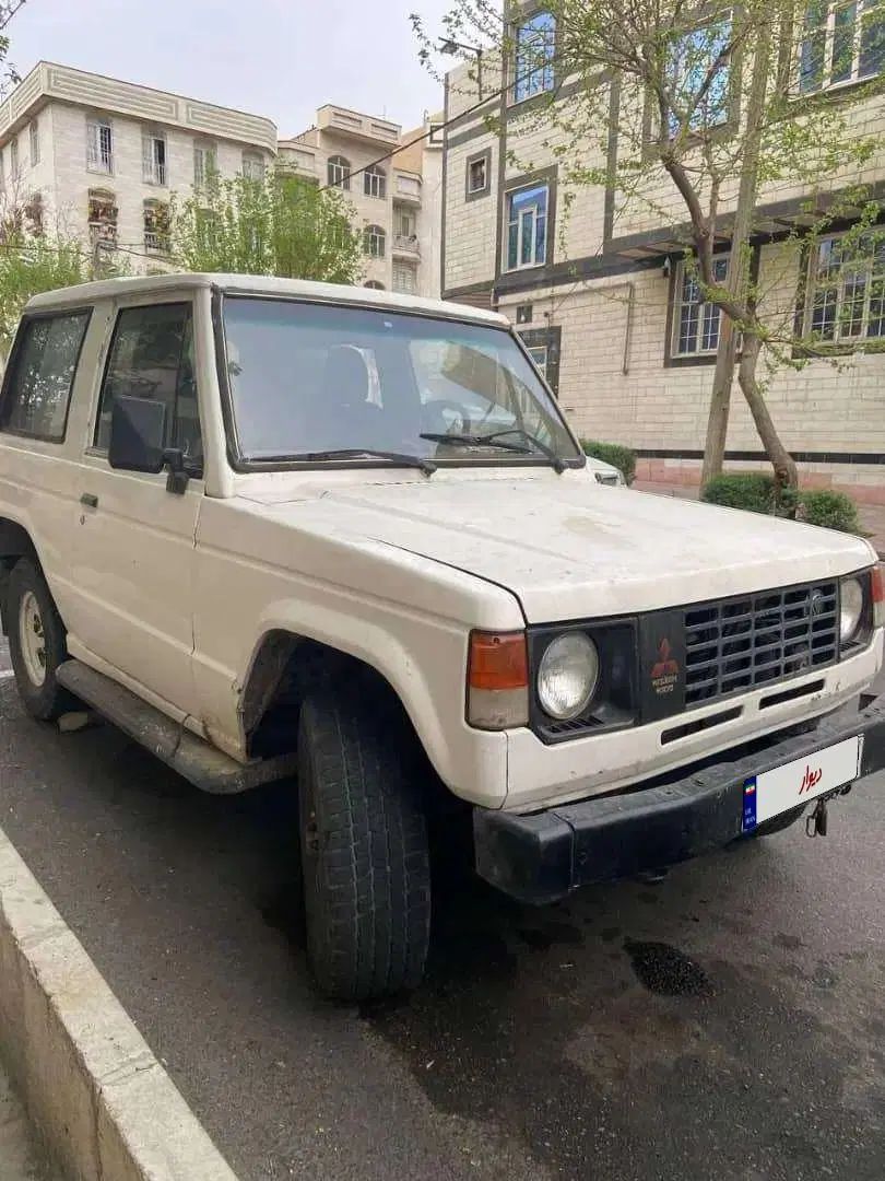 میتسوبیشی پاجرو گروه بهمن دنده‌ای - 1384