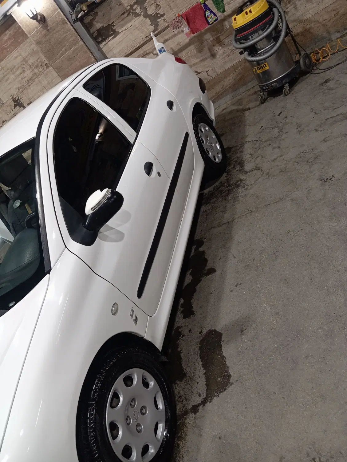 پژو ۲۰۶ صندوق دار v8 - 1397