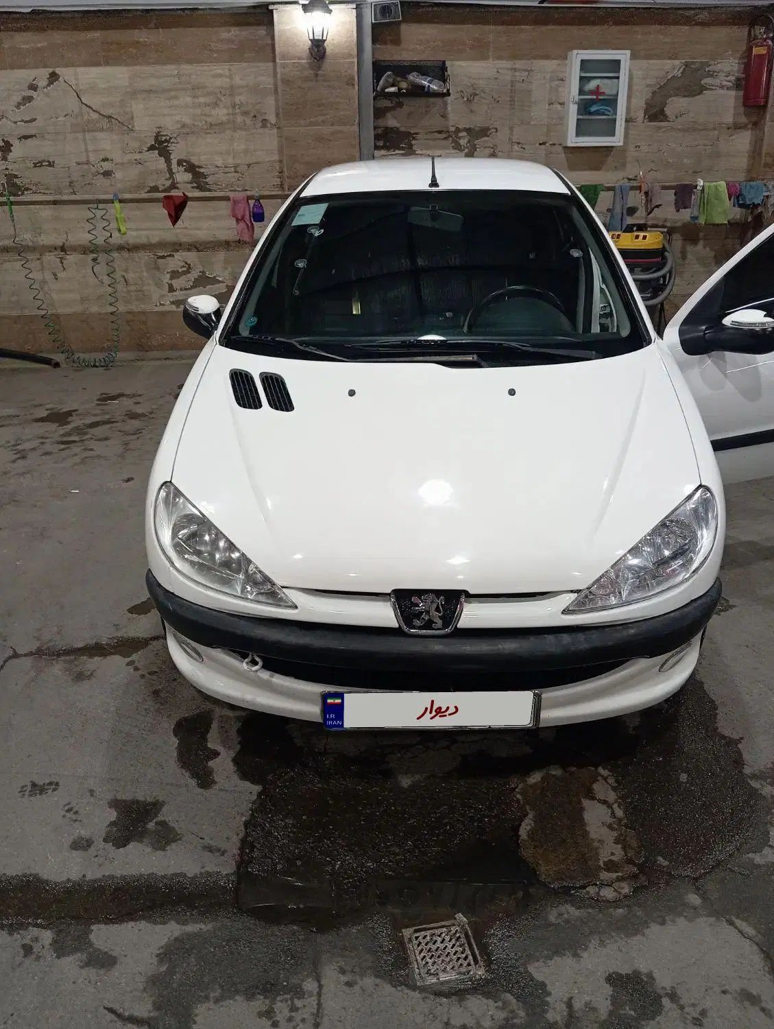 پژو ۲۰۶ صندوق دار v8 - 1397