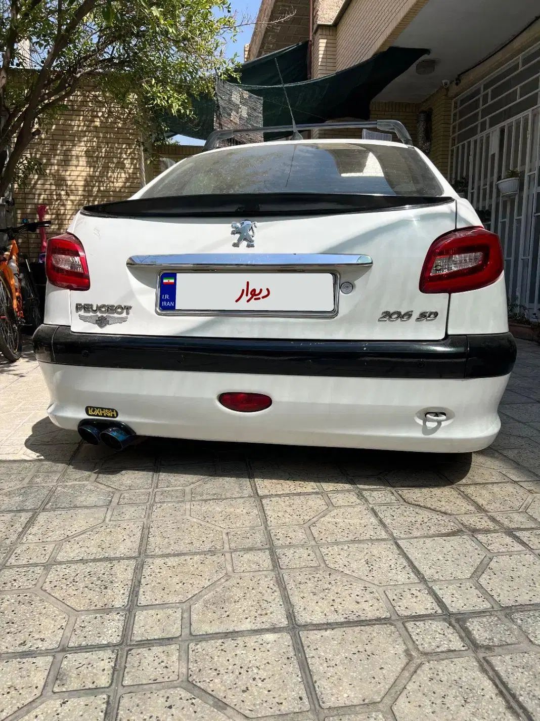 پژو ۲۰۶ صندوق دار v8 - 1390