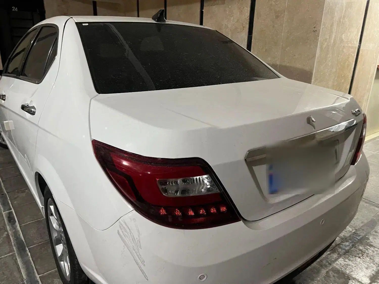 دنا پلاس ۵ دنده EF7 - 1404