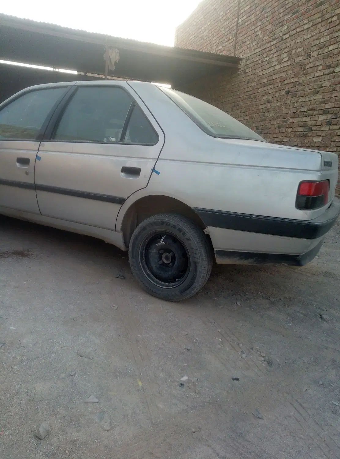 پژو 405 GL - 1379