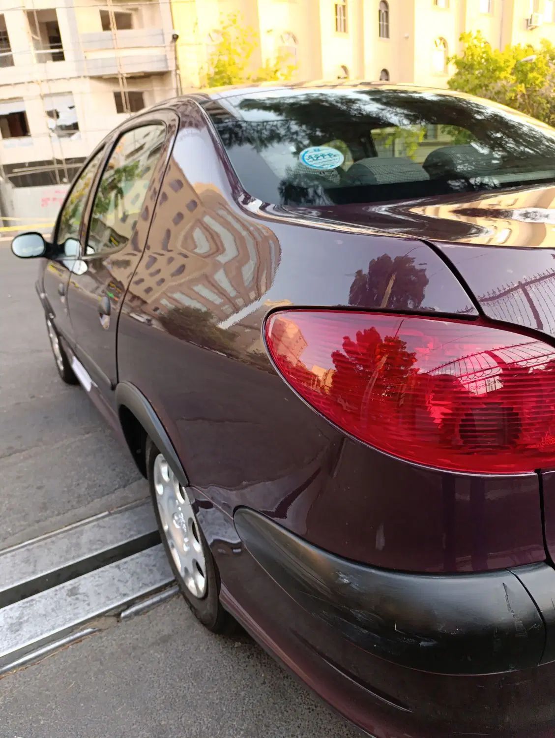 پژو ۲۰۶ صندوق دار v8 - 1397