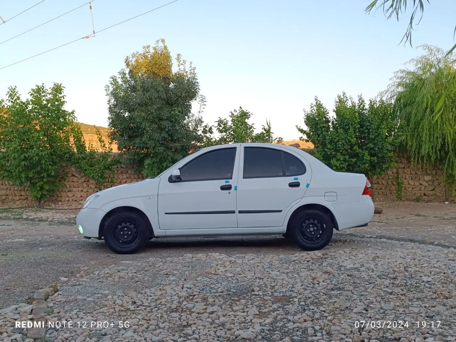 تیبا صندوق دار SX - 1401