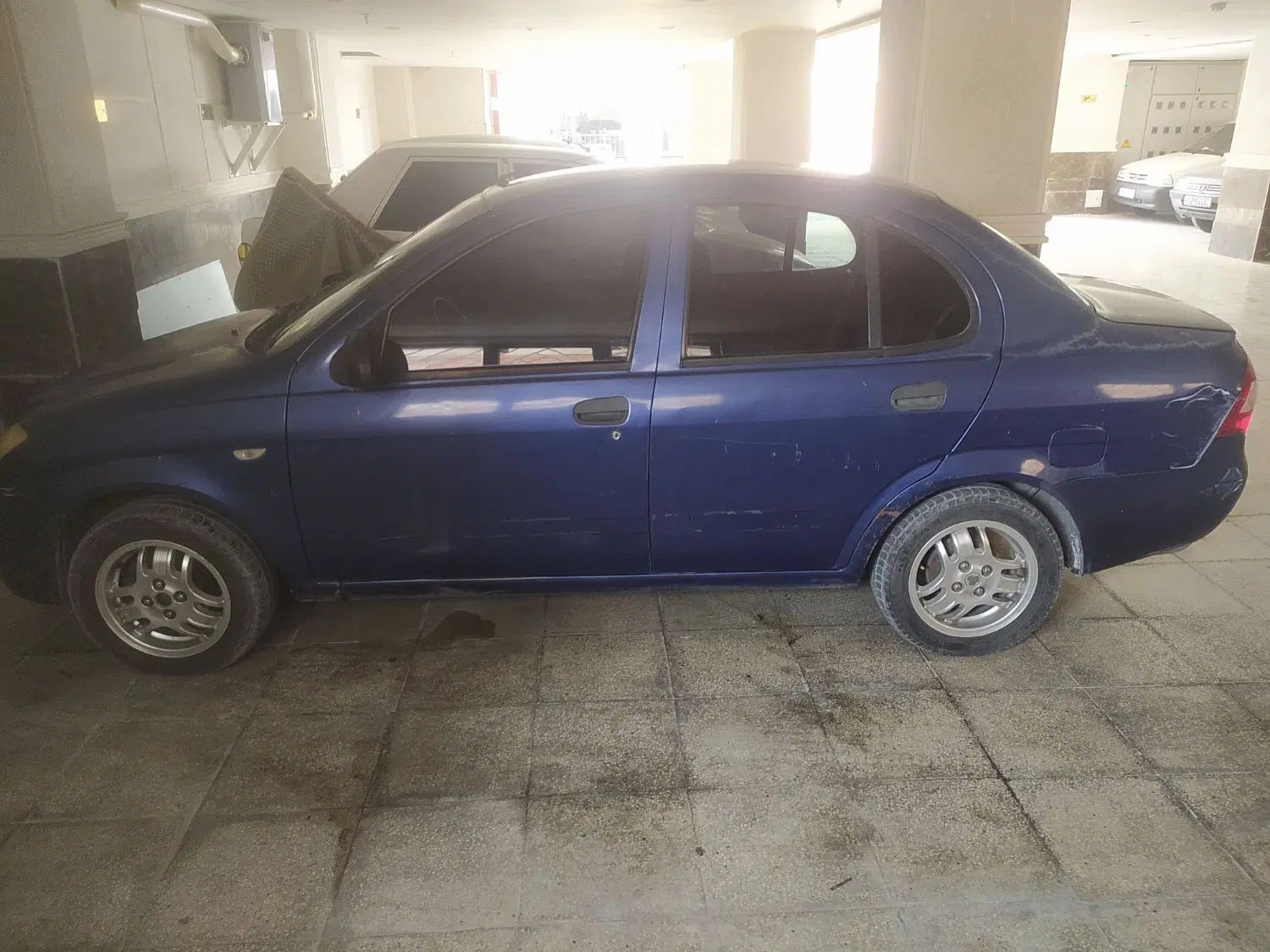 تیبا صندوق دار SX - 1392