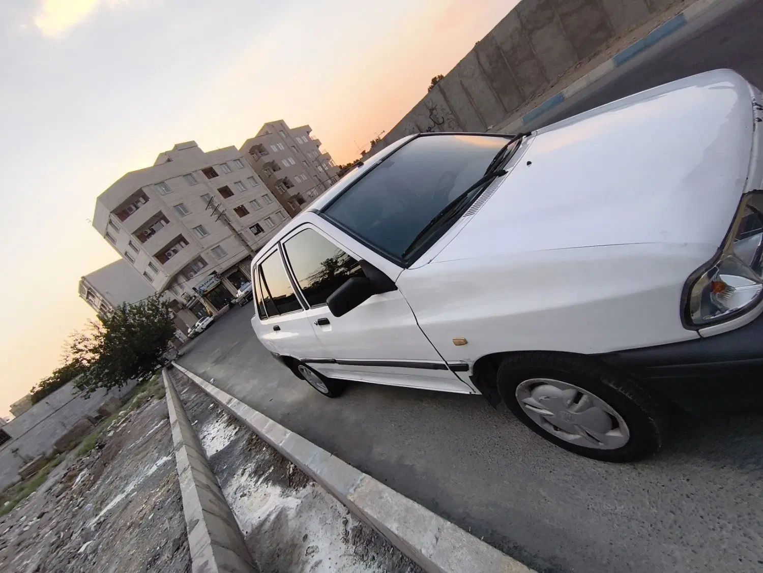 پراید 131 SE - 1392