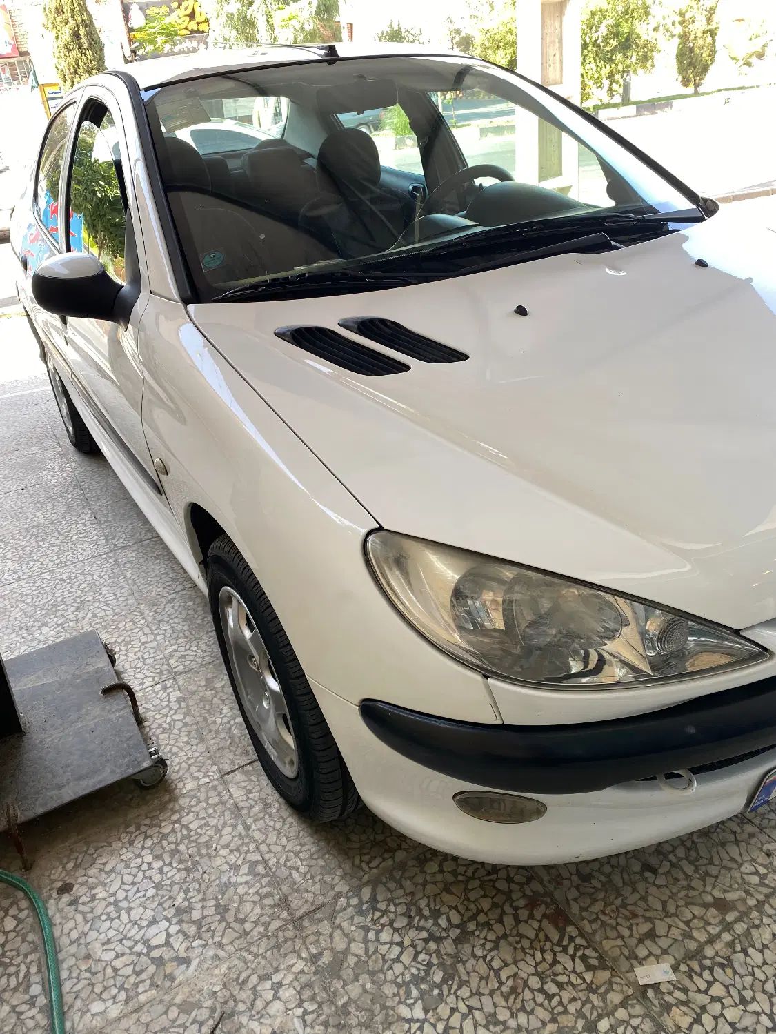 پژو ۲۰۶ صندوق دار v8 - 1394