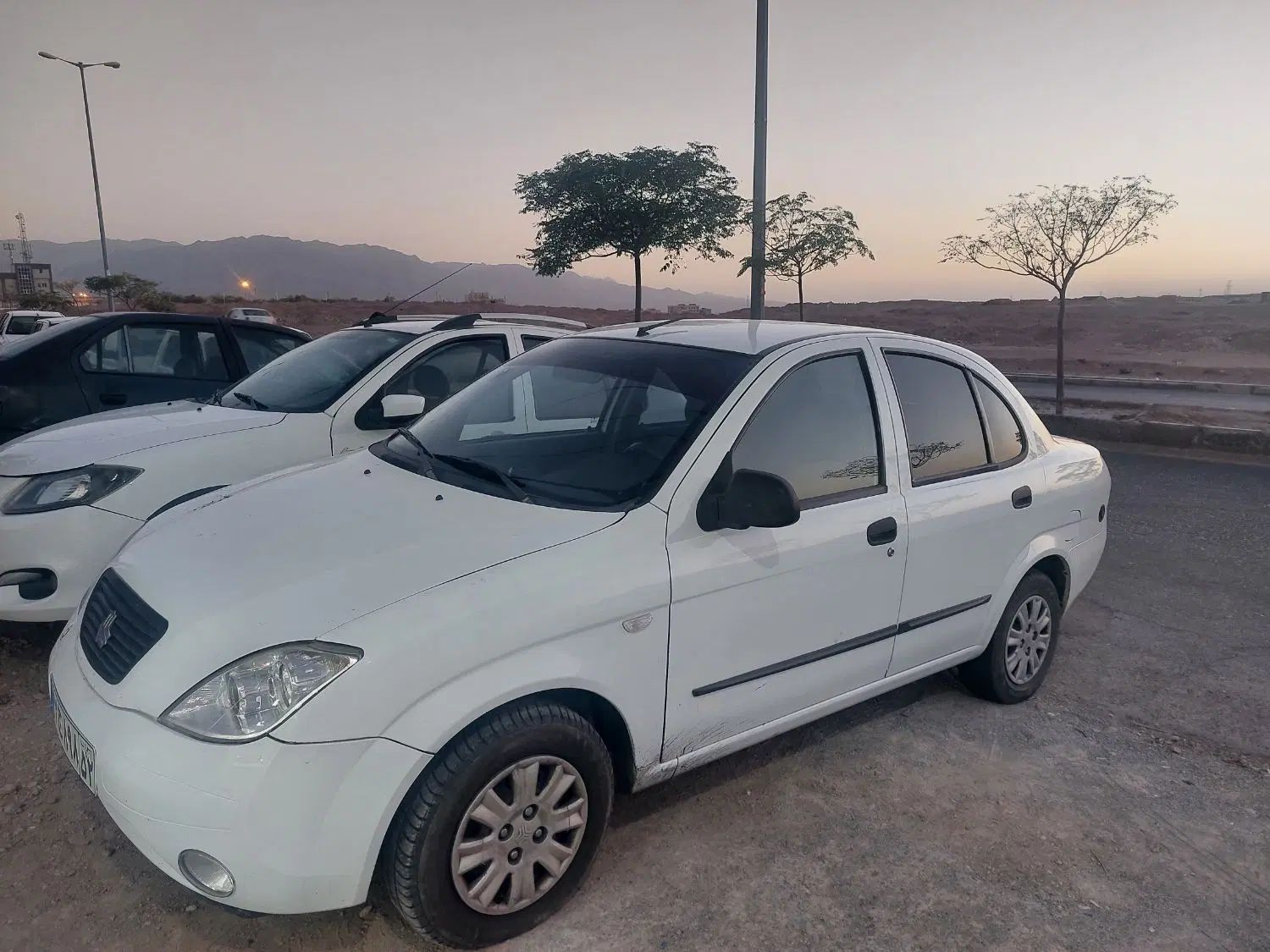 تیبا صندوق دار EX - 1395