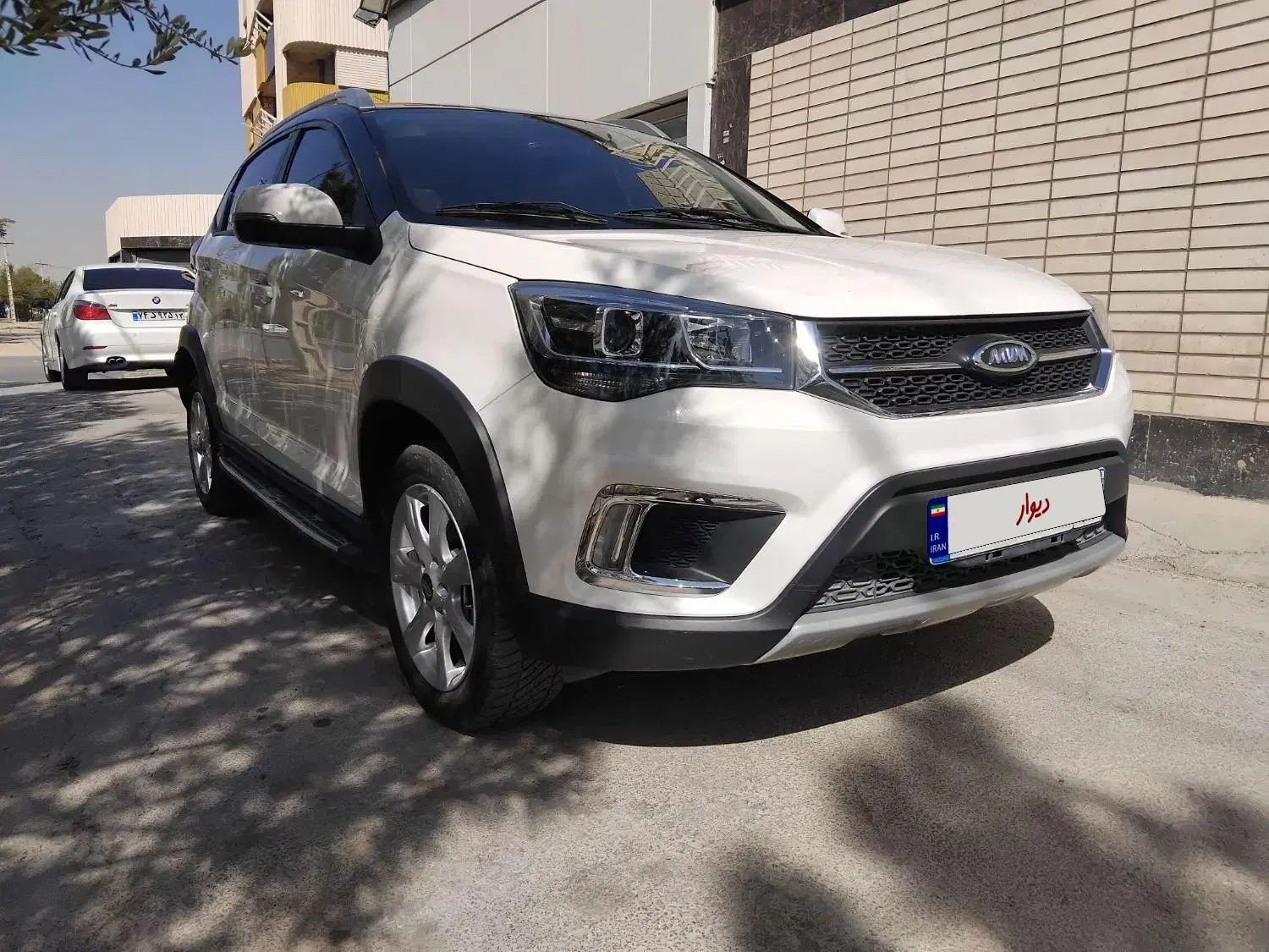 خودرو ام وی ام، X22 آگهی ann_20278327