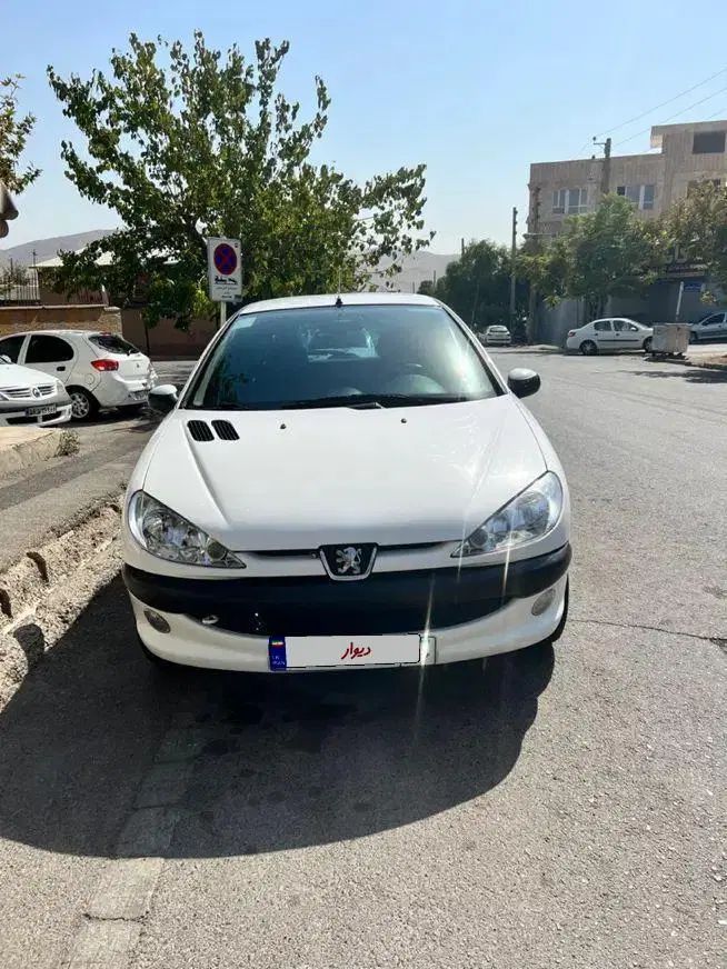 پژو 206 تیپ 2 - 1390
