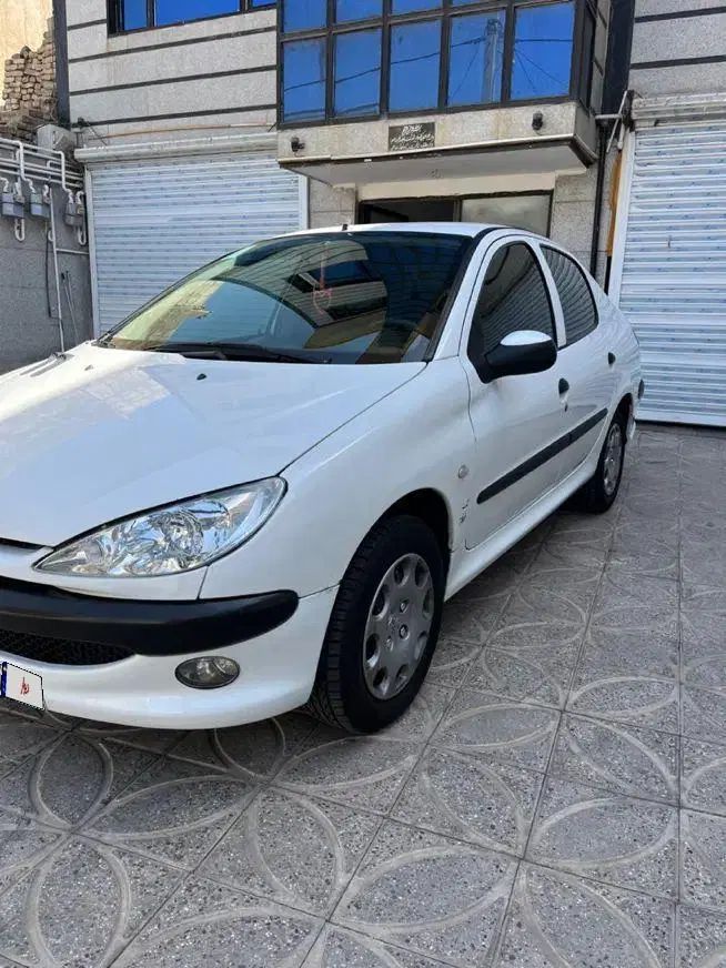 پژو ۲۰۶ صندوق دار v8 - 1396