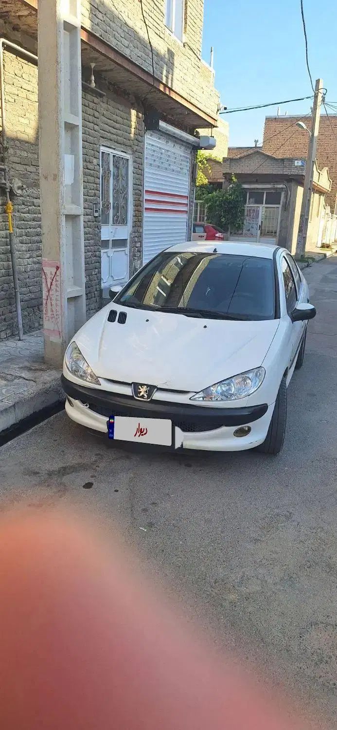 پژو ۲۰۶ صندوق دار v8 - 1389