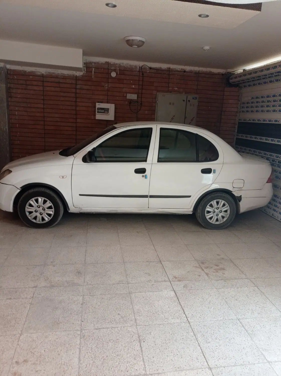 تیبا صندوق دار SX - 1396