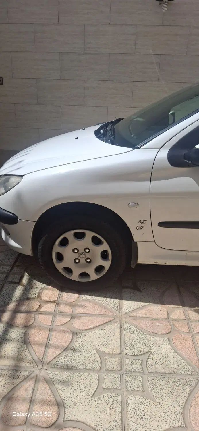 پژو ۲۰۶ صندوق دار v8 - 1391