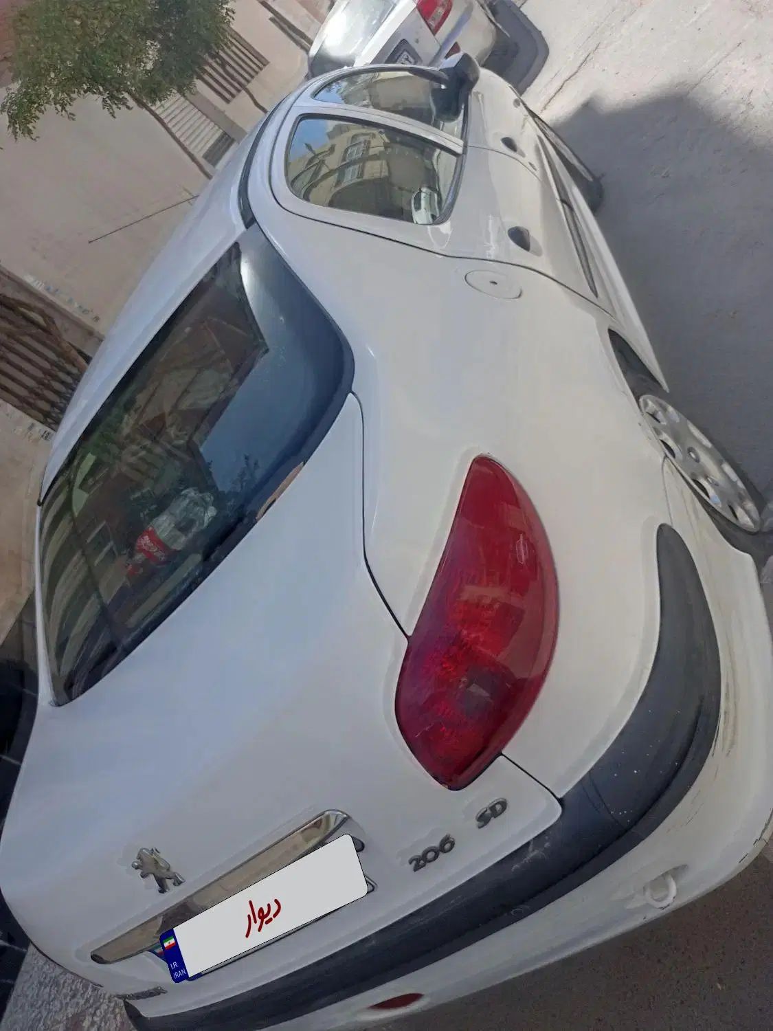 پژو ۲۰۶ صندوق دار v8 - 1393