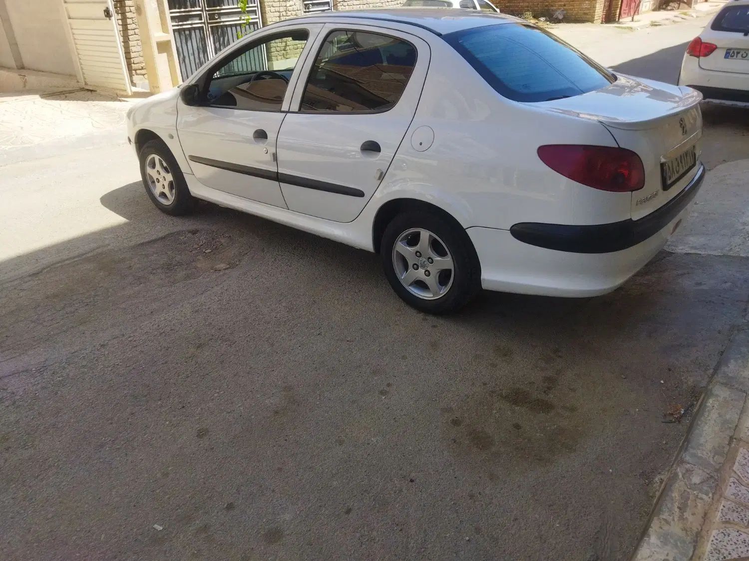 پژو ۲۰۶ صندوق دار v2 - 1390