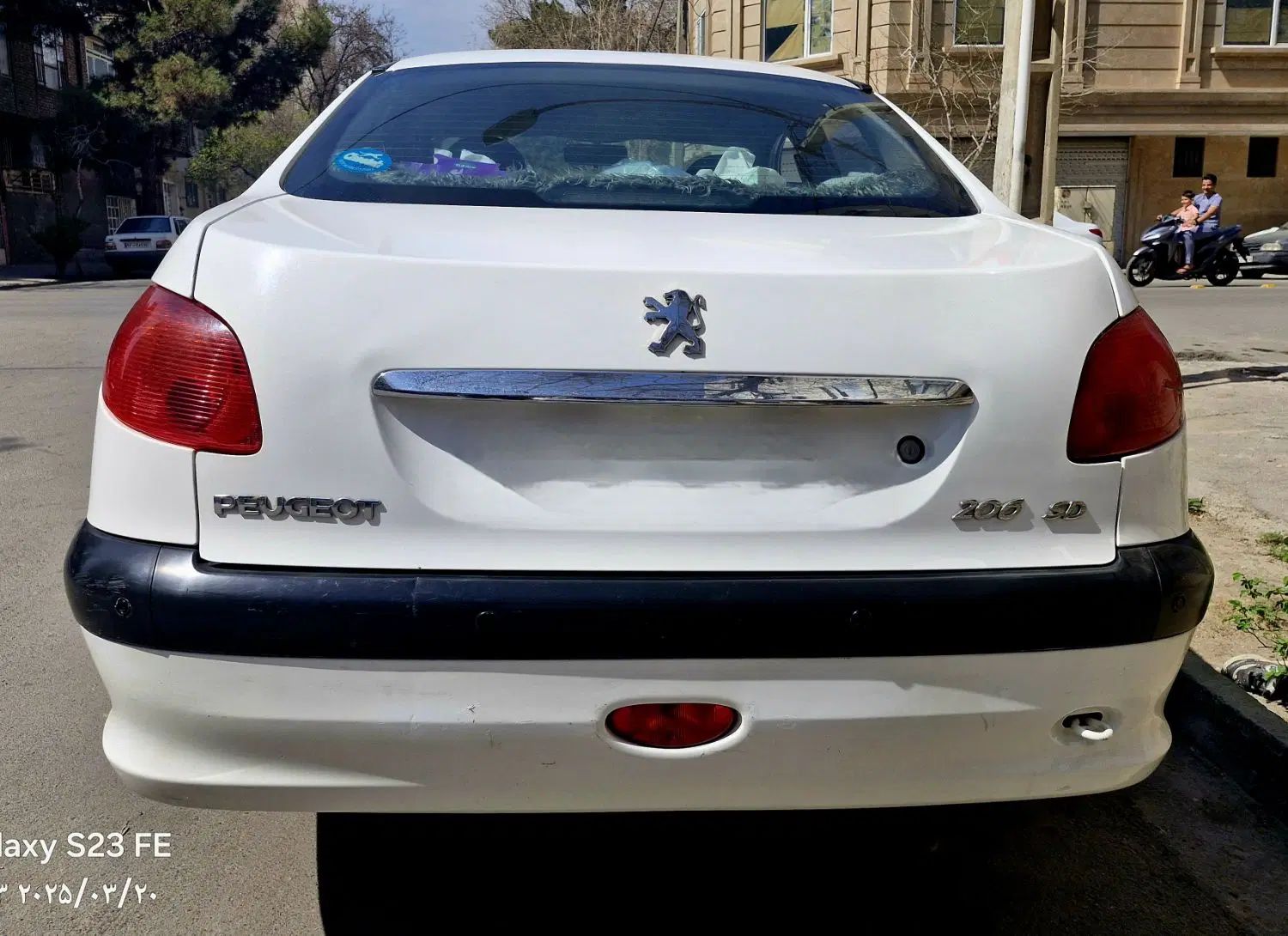 پژو ۲۰۶ صندوق دار v8 - 1391