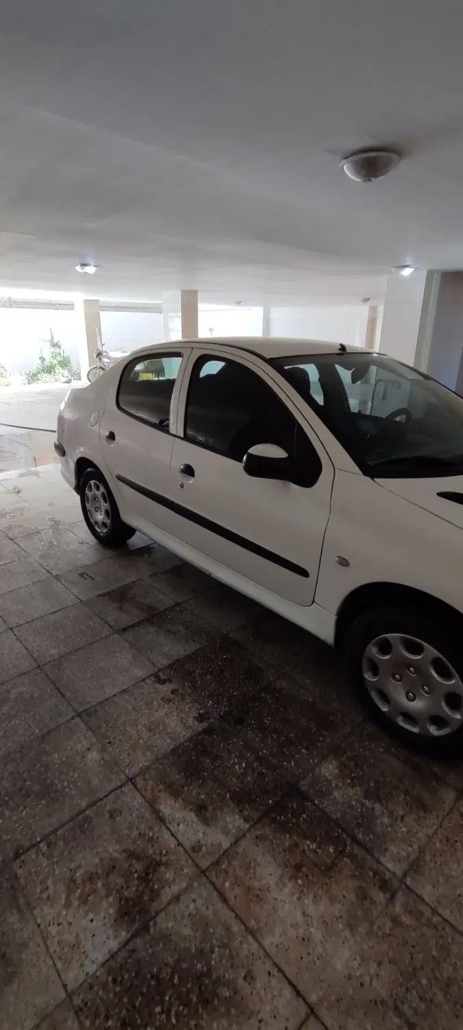پژو ۲۰۶ صندوق دار v8 - 1390