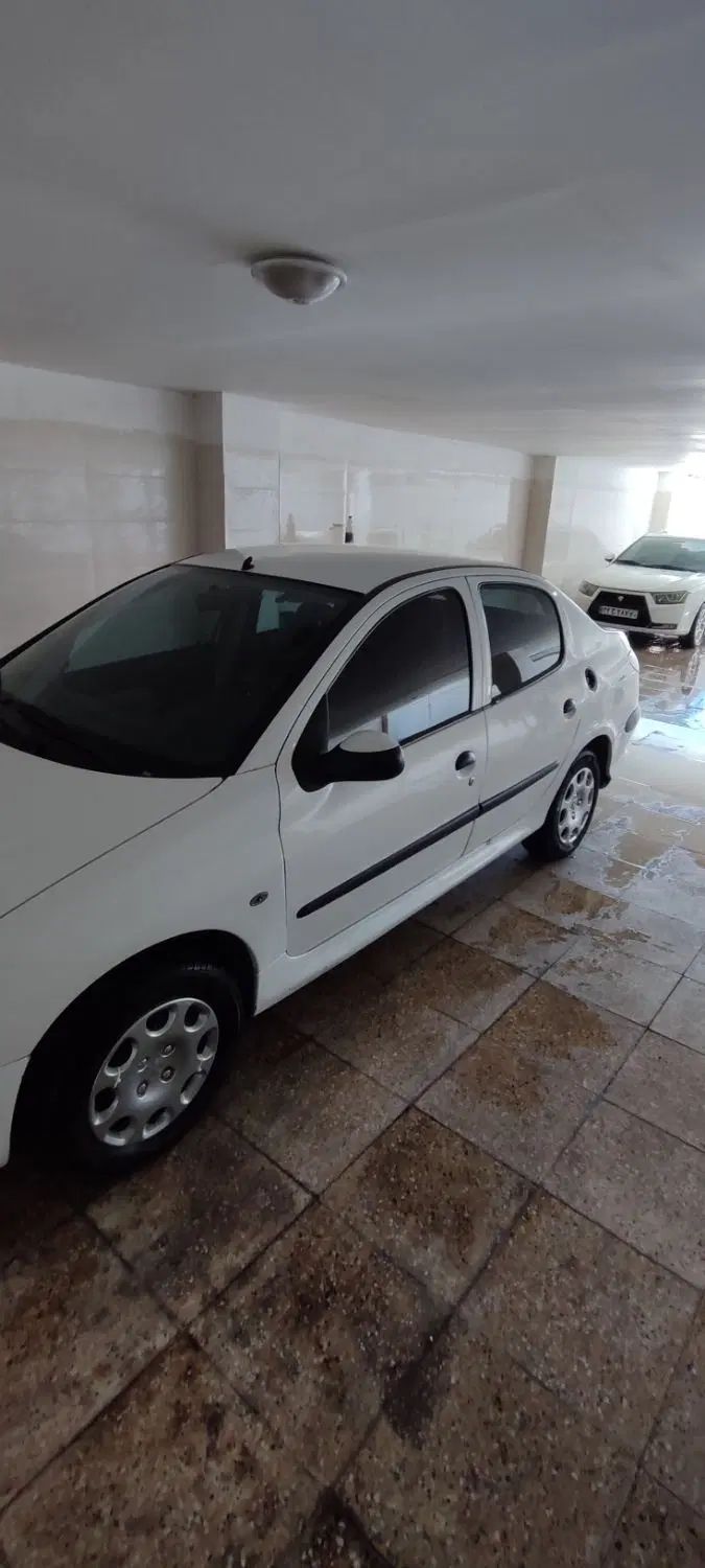 پژو ۲۰۶ صندوق دار v8 - 1390