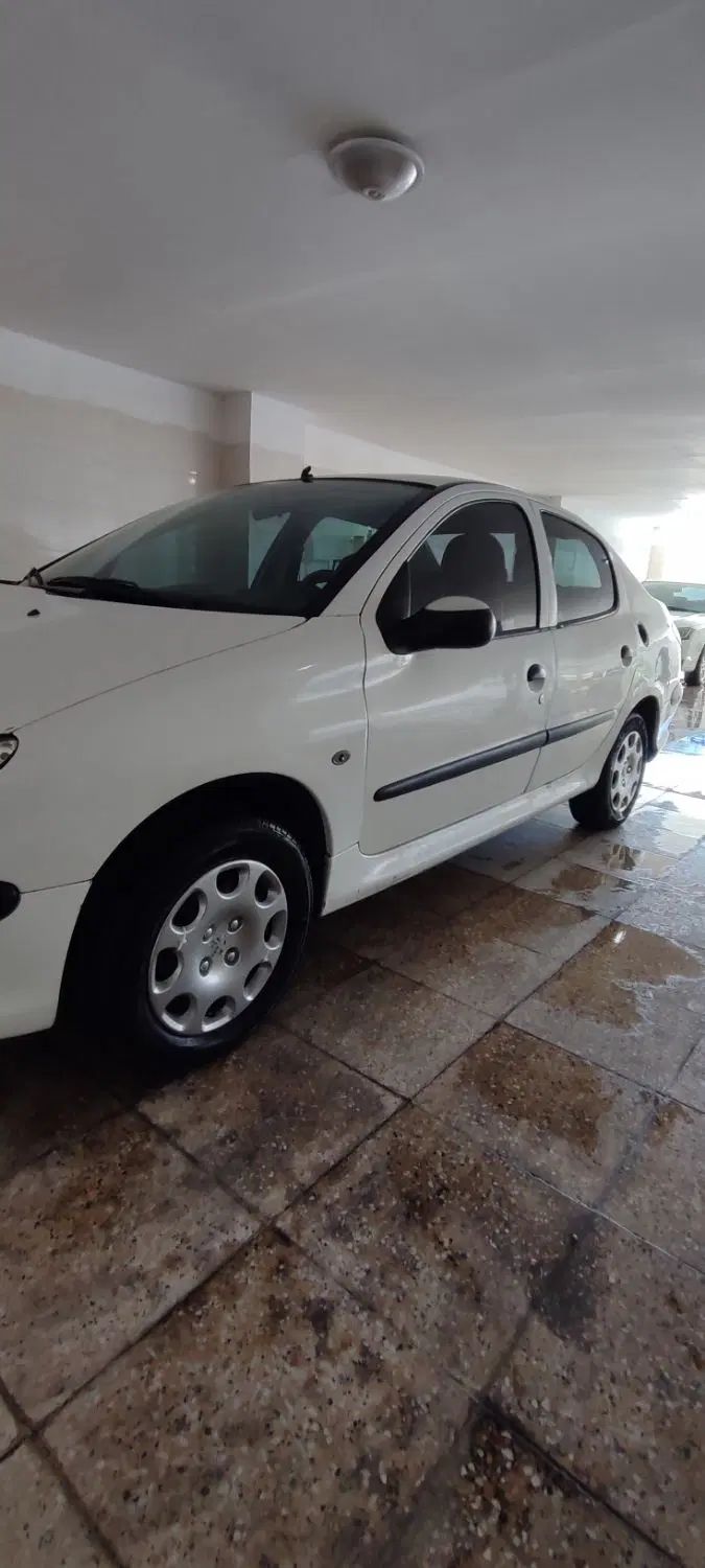 پژو ۲۰۶ صندوق دار v8 - 1390