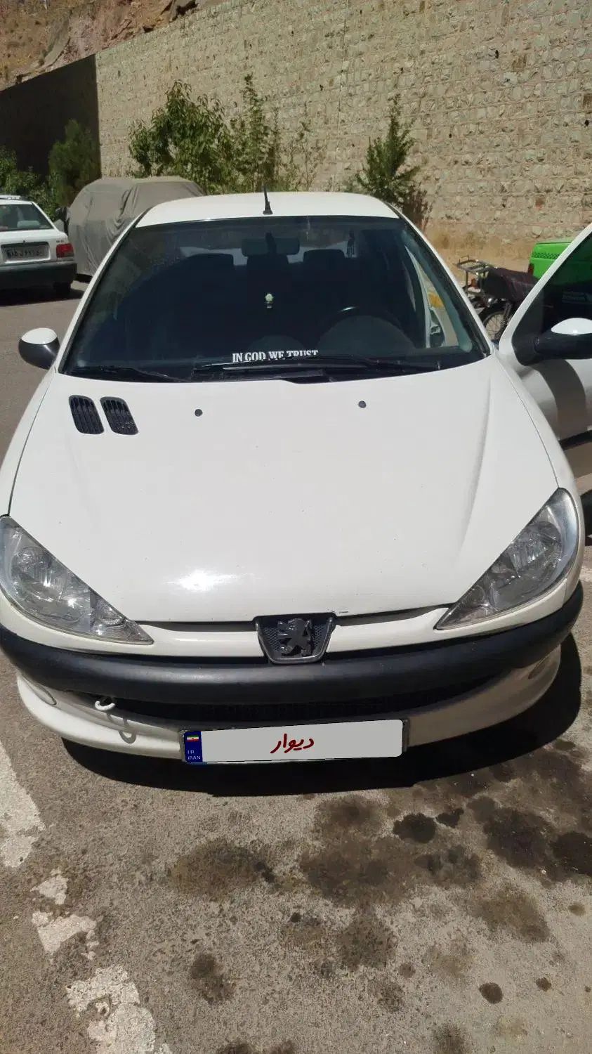 پژو ۲۰۶ صندوق دار v8 - 1392