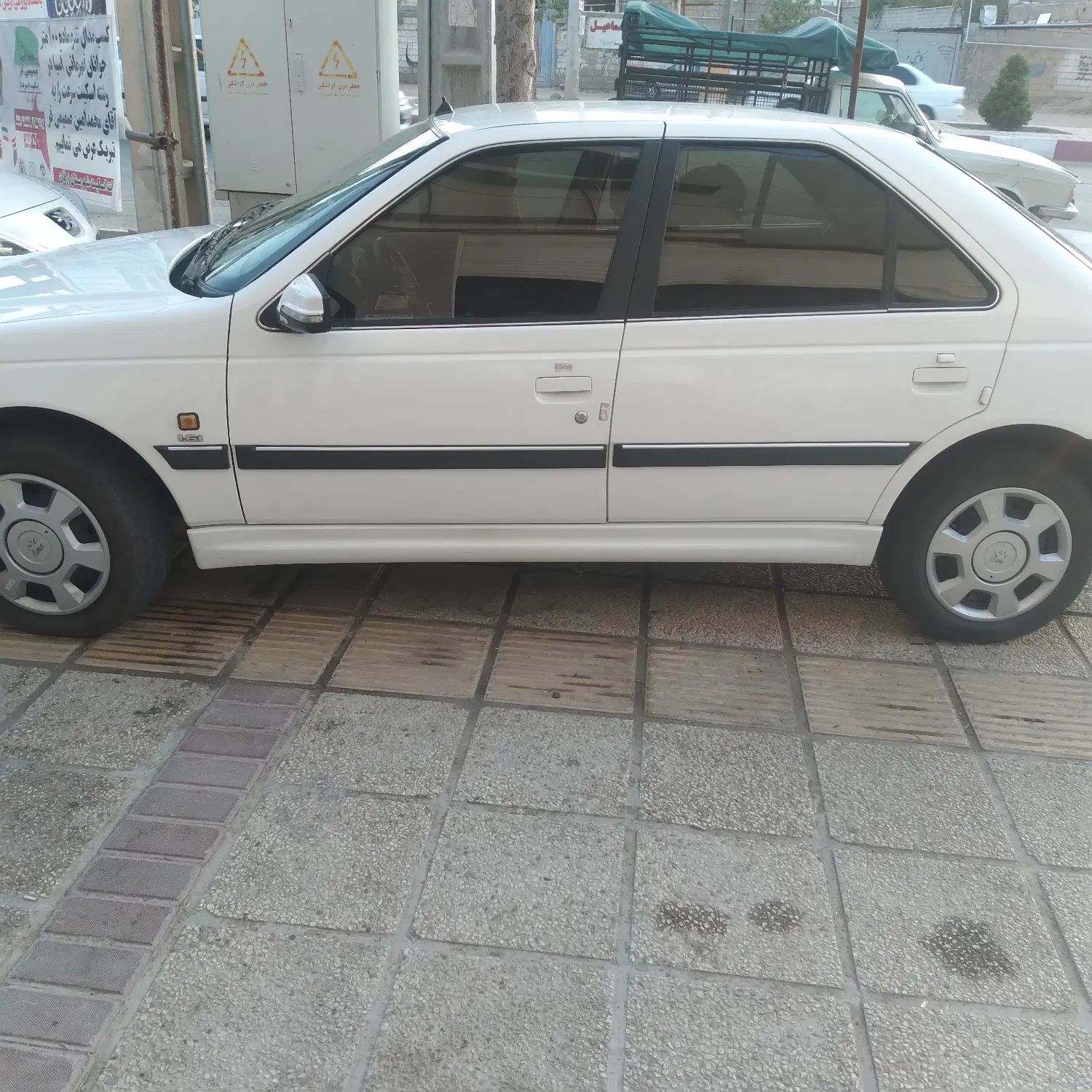 پژو پارس LX - 1400