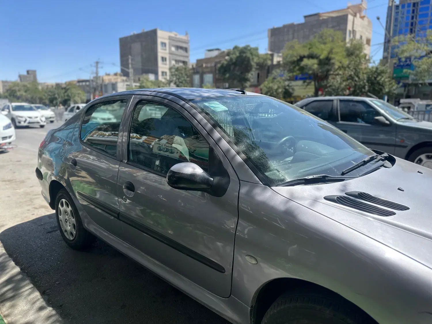 پژو ۲۰۶ صندوق دار v8 - 1394