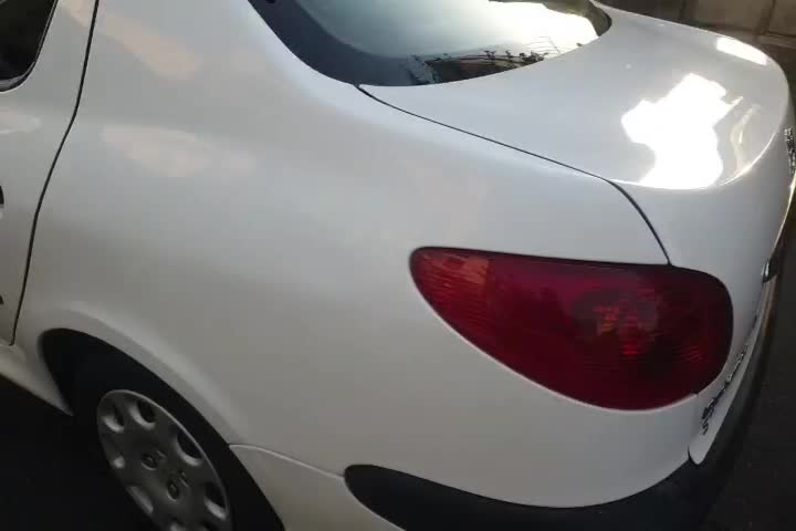 پژو ۲۰۶ صندوق دار v8 - 1396