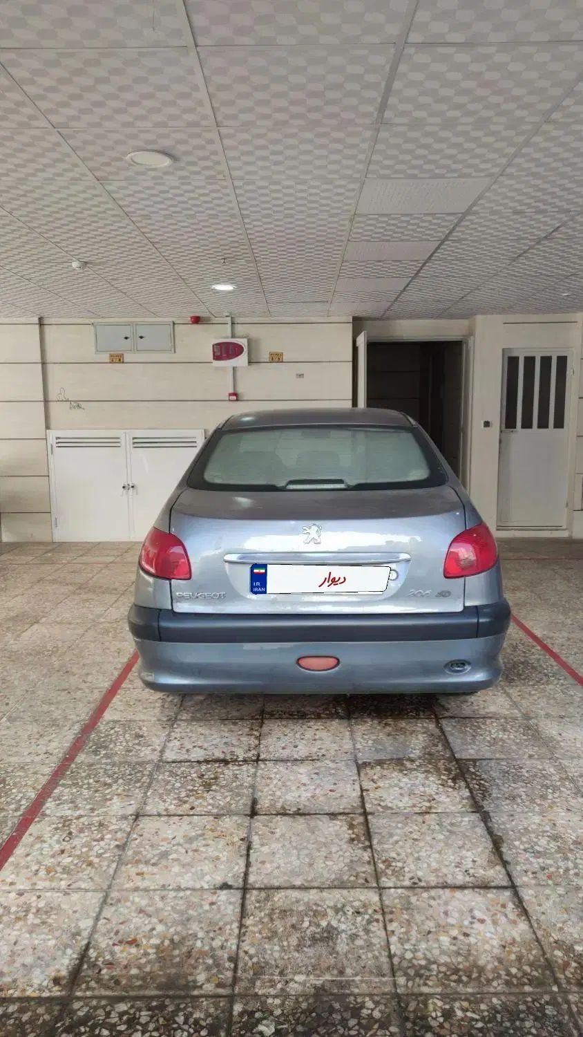 پژو ۲۰۶ صندوق دار v8 - 1389