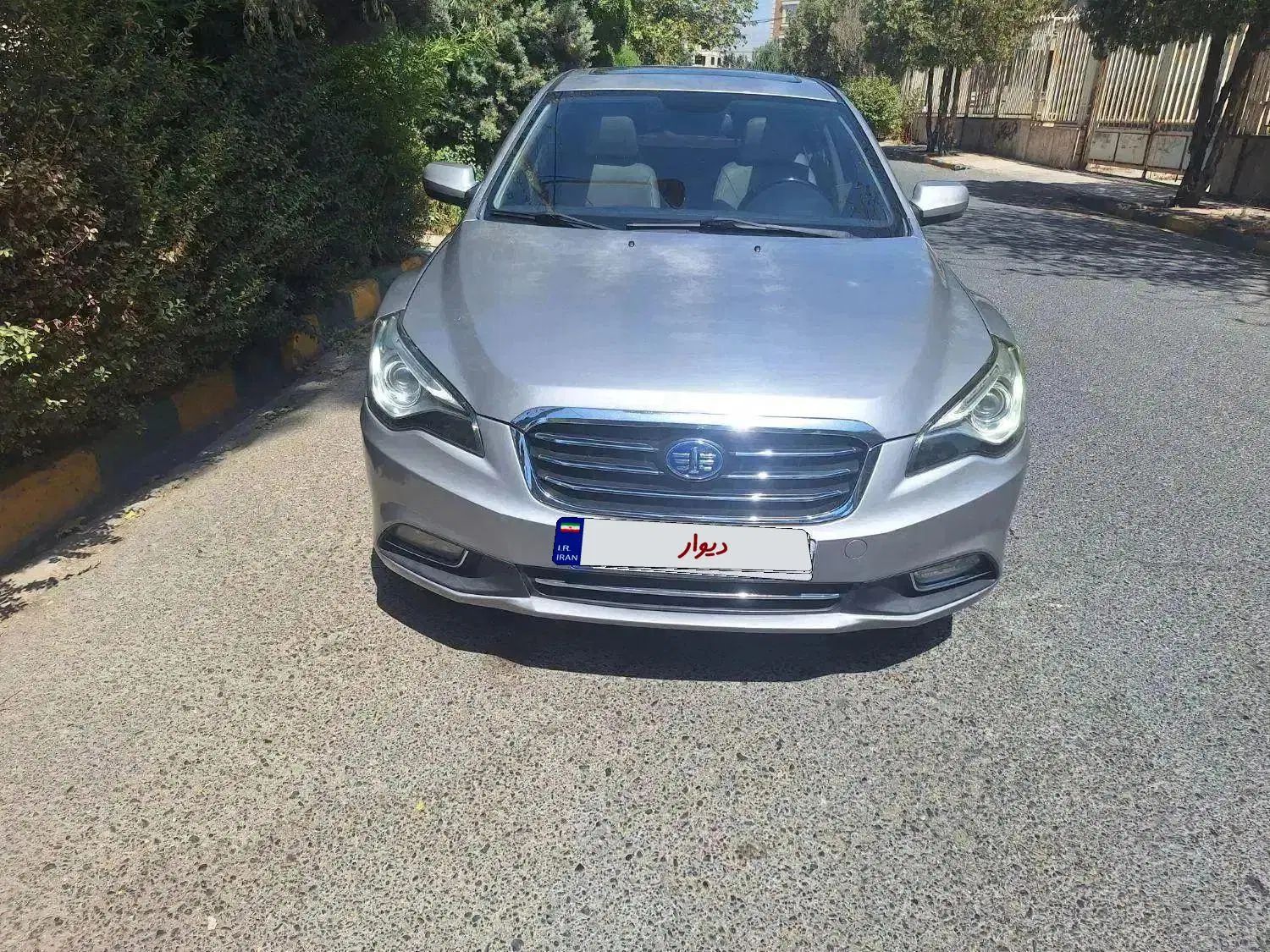 خودرو بسترن، B50F آگهی ann_20281410