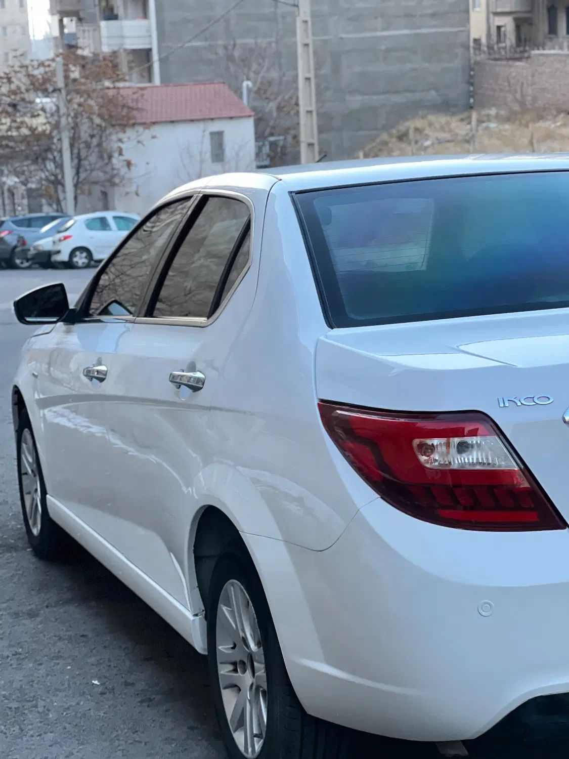 دنا پلاس تیپ ۲ سانروف ۴ ایربگ - 1398