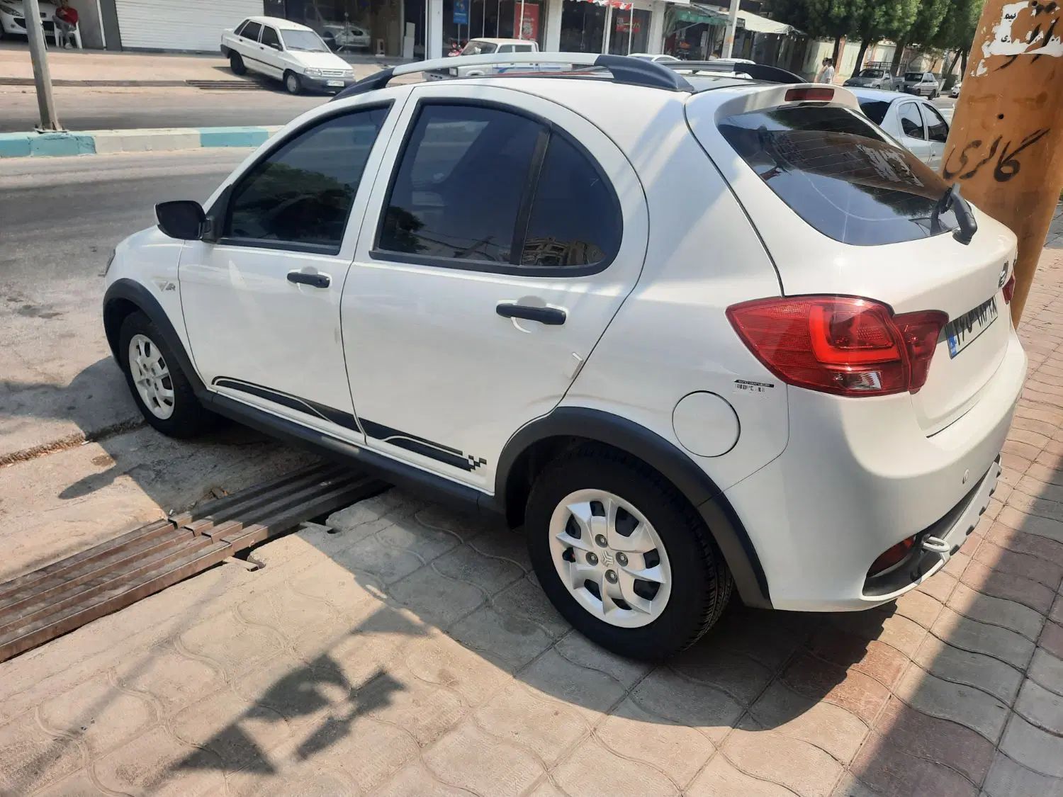 کوییک R دنده‌ای - 1402