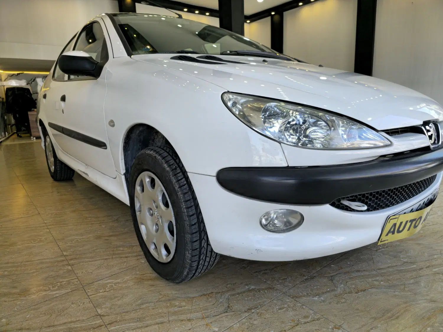پژو ۲۰۶ صندوق دار v8 - 1399