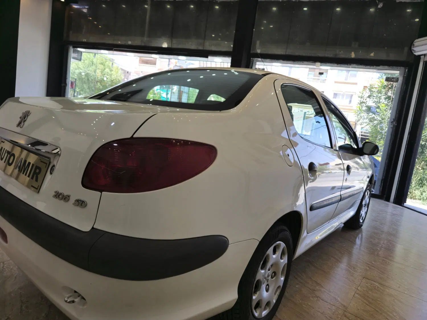 پژو ۲۰۶ صندوق دار v8 - 1399